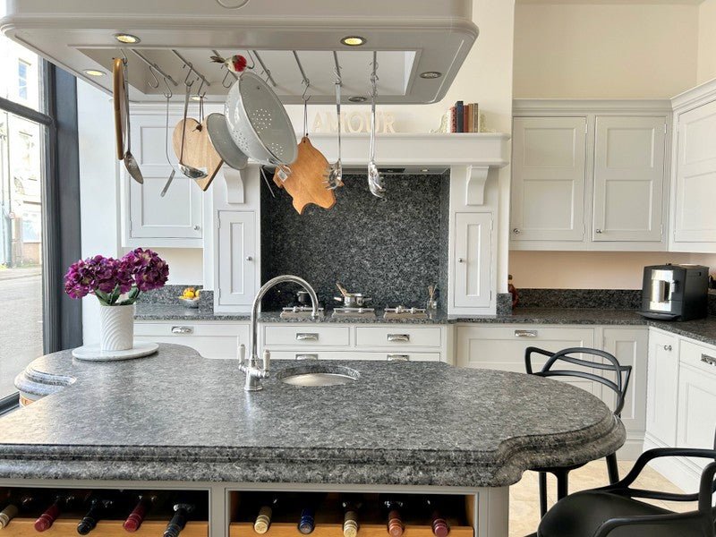 Ex Display Kitchen - Inframe Painted Kitchen, With Granite Worktops and Appliances