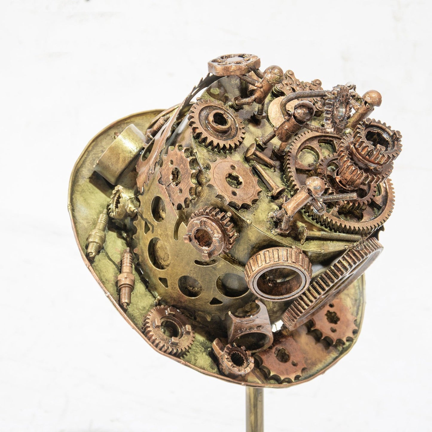 Reclaimed Iron Steampunk Theme Cogs Top Hat Table Lamp