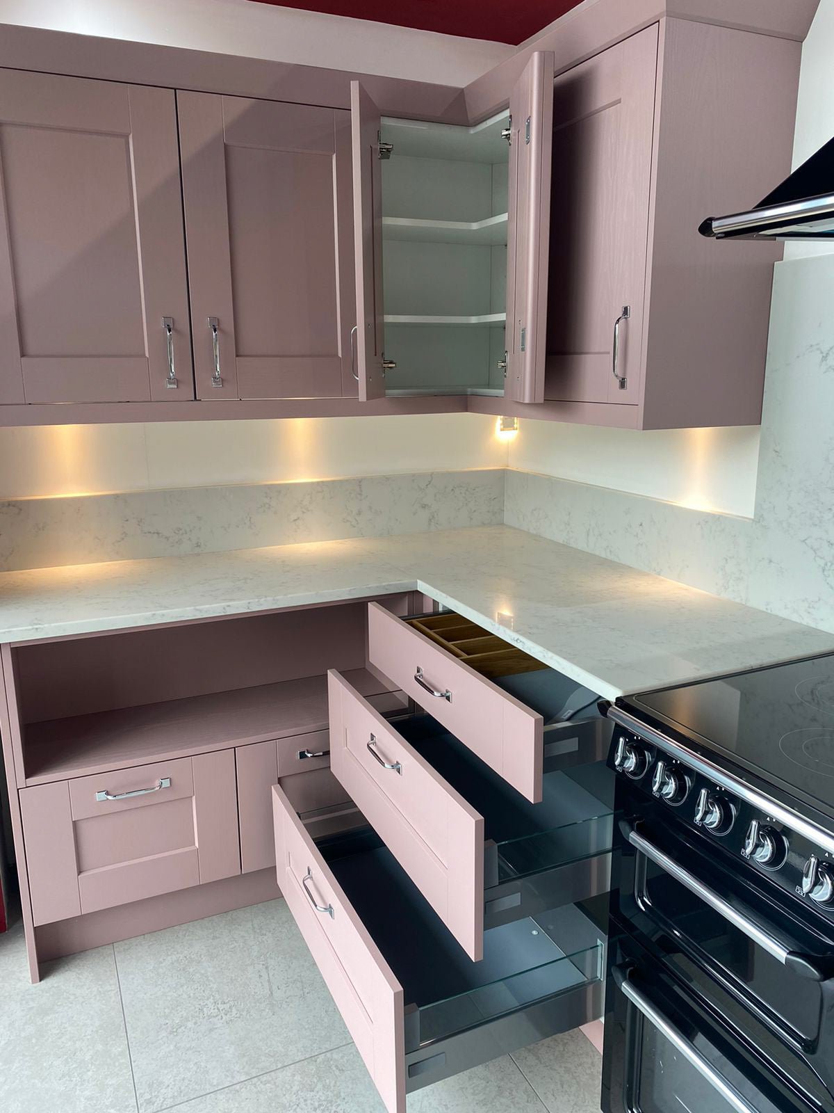 Ex Display Kitchen - Symphony Ashbourne Pink Kitchen With Carrara Quartz Worktops